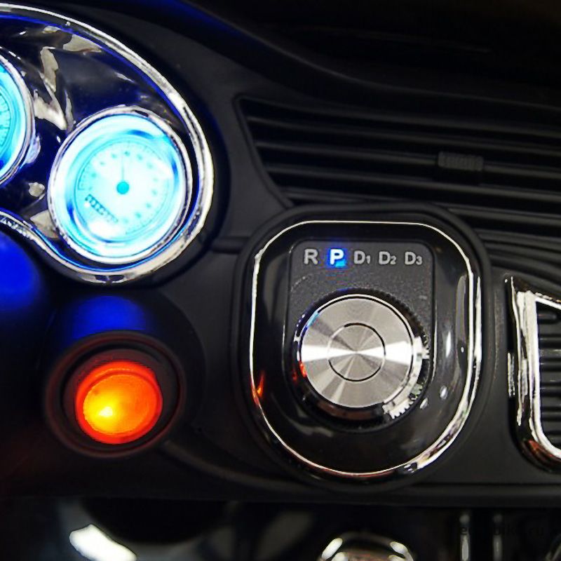 Детский электромобиль Mercedes-Benz Е009КХ Etoro с глянцевым покрытием Детский электромобиль Mercedes-Benz Е009КХ Etoro с глянцевым покрытием
